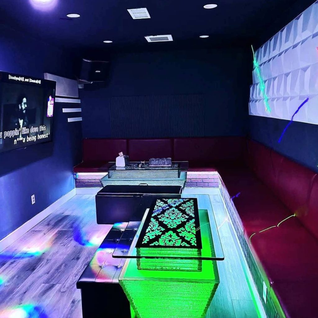 karaoke room 1